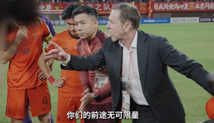 連說三次“很棒”！久爾杰維奇賽后喊話隊員：你們的前途無可限量