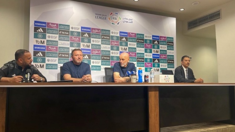 皮奧利：球隊并未因推遲開球而受影響，利雅得勝利配得上勝利